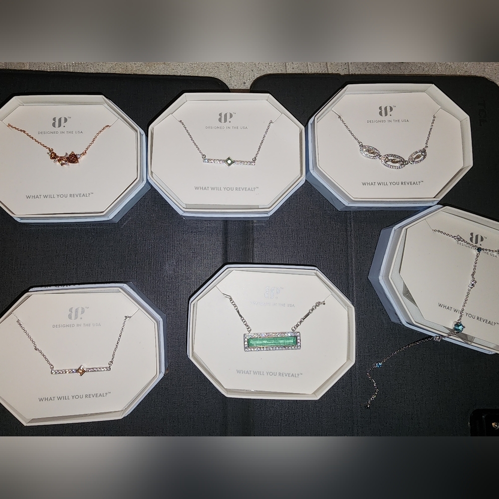 6 Bomb Party Necklace Lot